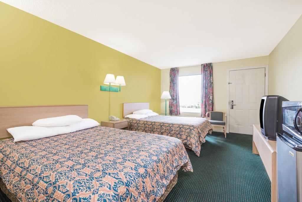 Knights Inn Berea Εξωτερικό φωτογραφία